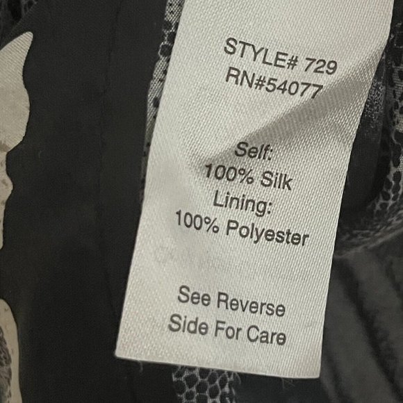 New CAbi Dazzle Silk Tunic Top Lace Look Tank NWT Size 10 Black - Picture 5 of 11